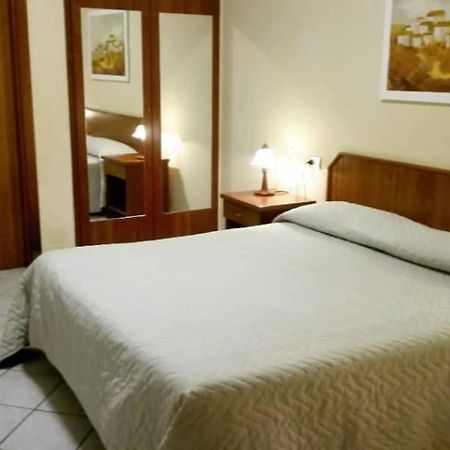 Guesthouse Il Ciliegio Sorbo Serpico Buitenkant foto